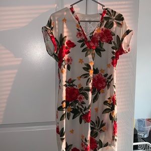 NWOT Medium Floral Dress